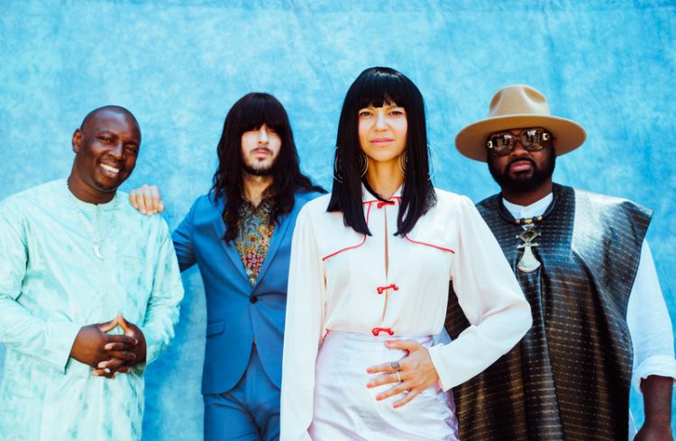 Vieux Farka Touré et Khruangbin offer up lilting relaxation with new album ‘Ali’