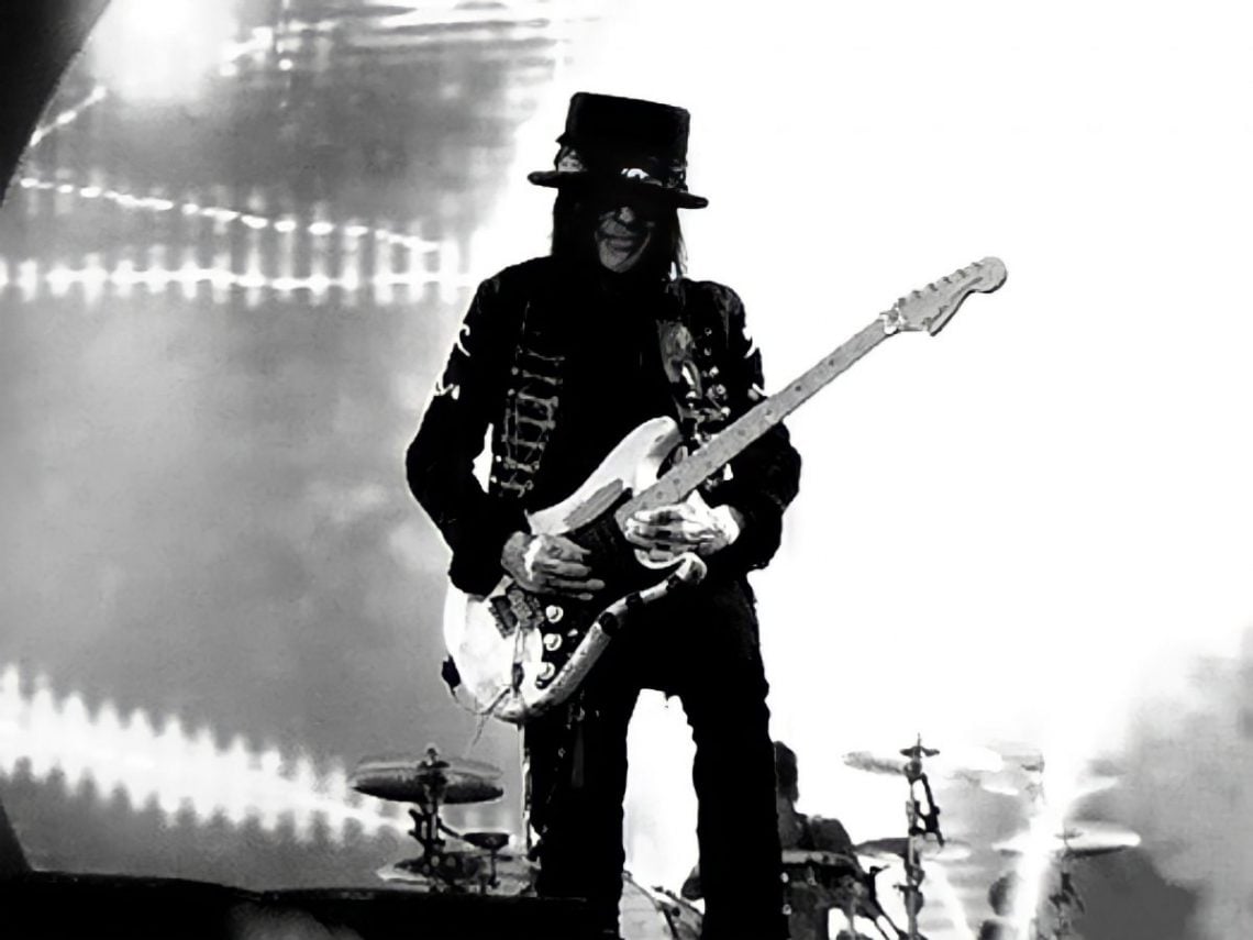 Mick Mars announces his touring retirement from Mötley Crüe