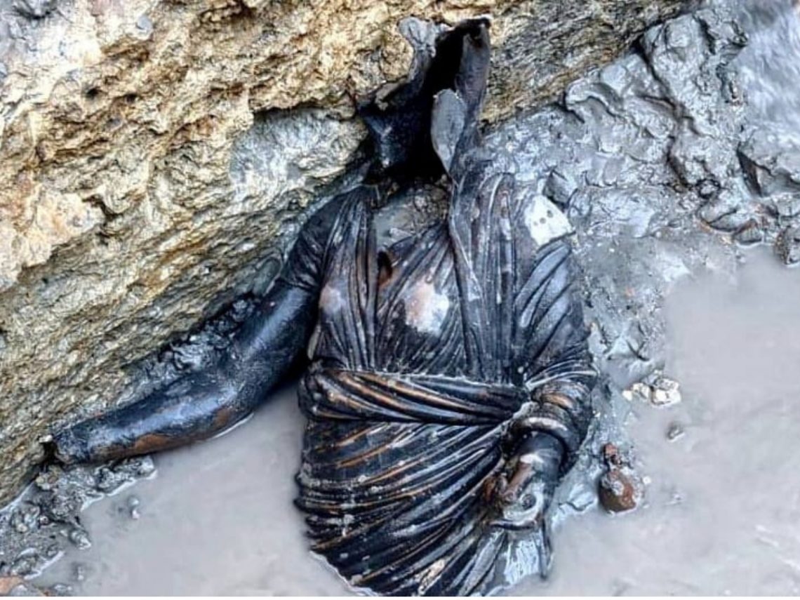 Haul of ancient relics uncovered in San Casciano dei Bagni