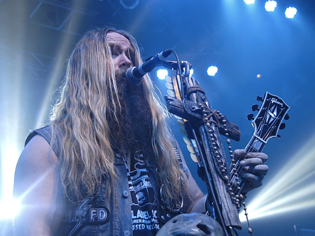 Zakk Wylde clarifies stance on Artificial Intelligence: “Fine”