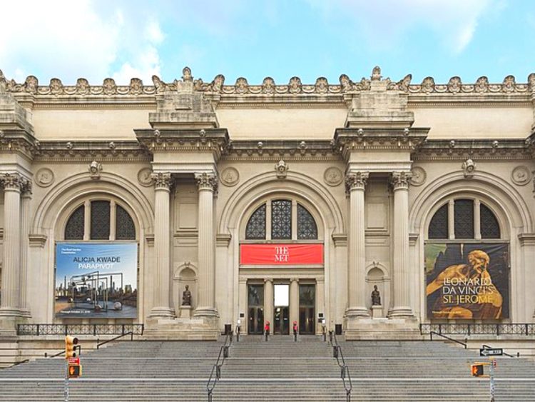 Metropolitan Museum receives $10m donation to help fund performance art scheme