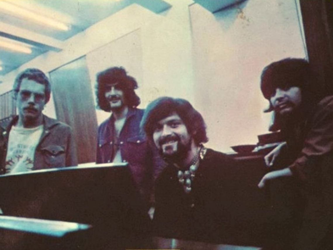 The greatness of Vanilla Fudge cover 'You Keep Me Hangin' On'