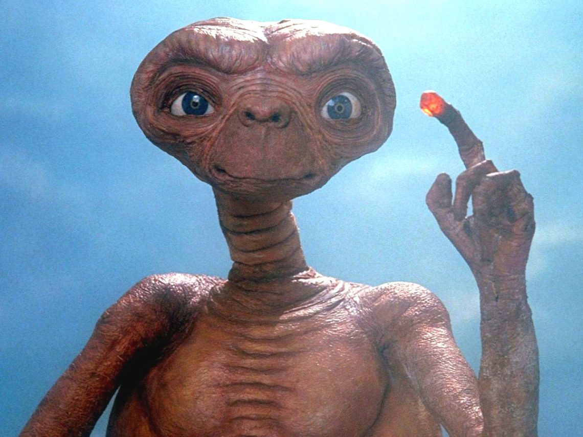 The story of how Harrison Ford saved Steven Spielberg movie 'E.T.'