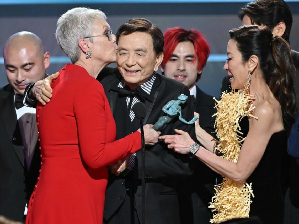 'Everything Everywhere All At Once' breaks SAG records with the most consecutive wins in a single night