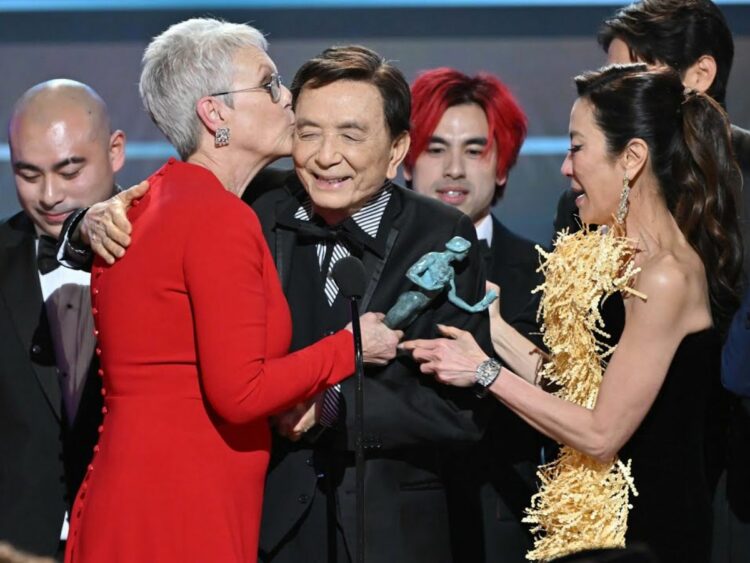 'Everything Everywhere All At Once' breaks SAG records with the most consecutive wins in a single night