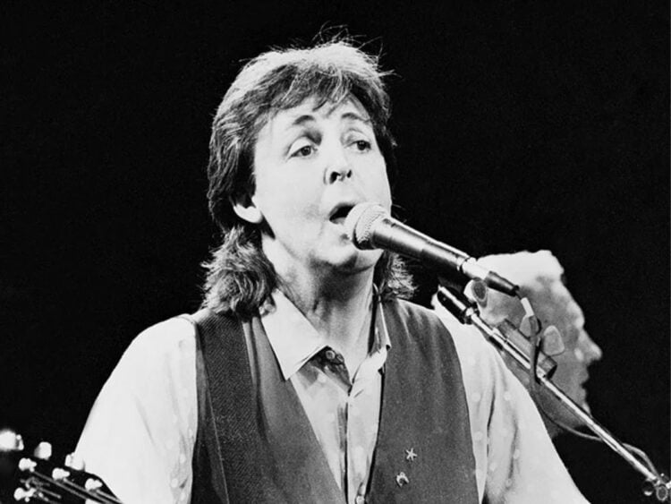 Paul McCartney on stage 1989