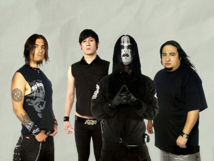 Roadrunner United: the ultimate metal supergroup