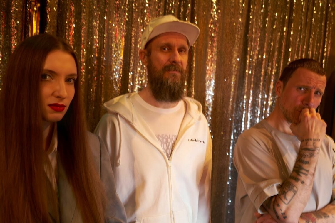 Sleaford Mods team up with Dry Cleaning's Florence Shaw for new song 'Force 10 From Navarone'