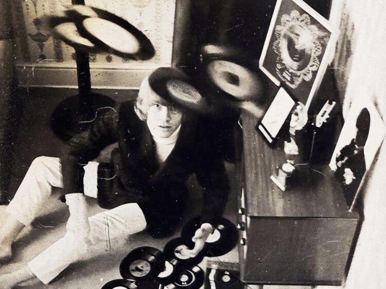 Brian Jones at home - by Bent Rej