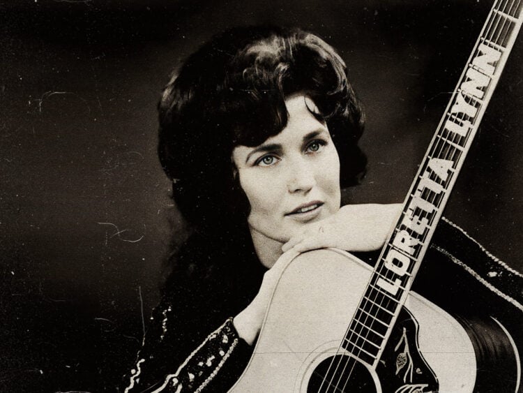 1965 promotional image of Loretta Lynn