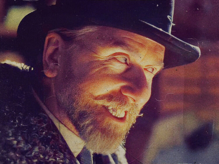 Tim Roth as Oswaldo Mobray in Quentin Tarantino's The Hateful Eight - 2015