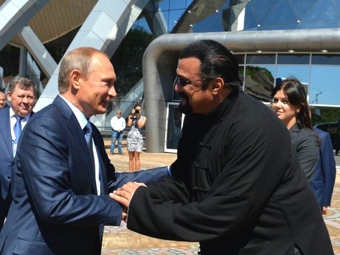 Steven Seagal takes on US media over Vladimir Putin "lies"
