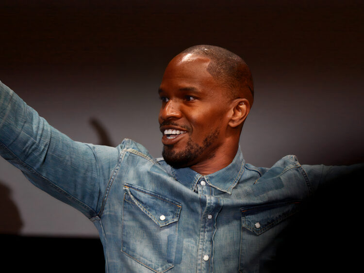Jamie Foxx speaking at the 2013 San Diego Comic Con