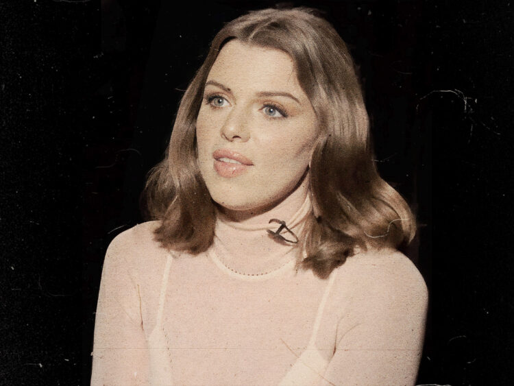 American actress Julia Fox interviewed by Dulce Osuna about her film Uncut Gems