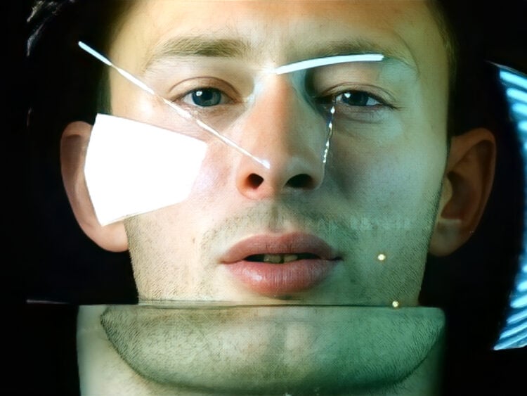 Radiohead - Thom Yorke - No Suprises Video - 1997