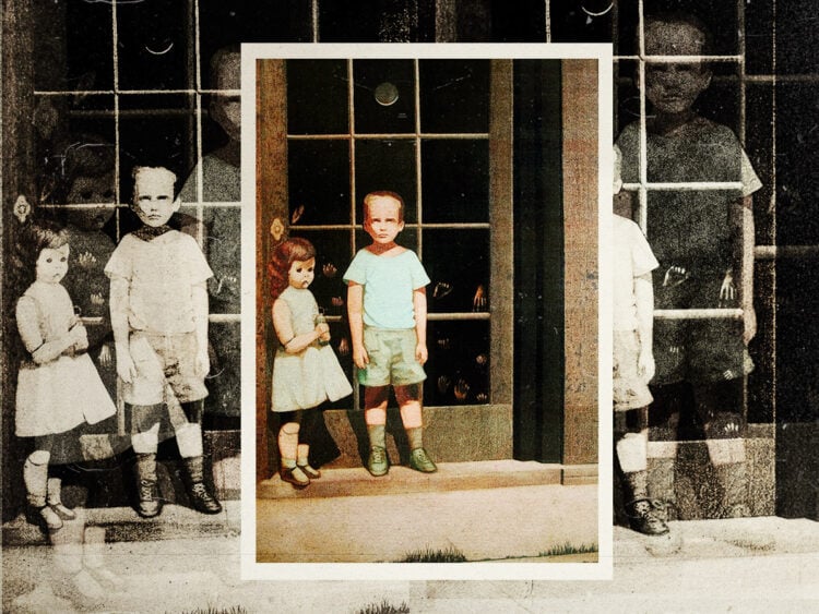 'The Hands Resist Him'- The moving haunted painting that scares its owners to death - Bill Stoneham