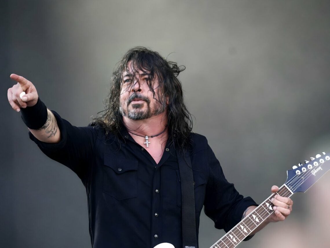 Dave Grohl - Foo Fighters - Glastonbury 2023 - Far Out Magazine