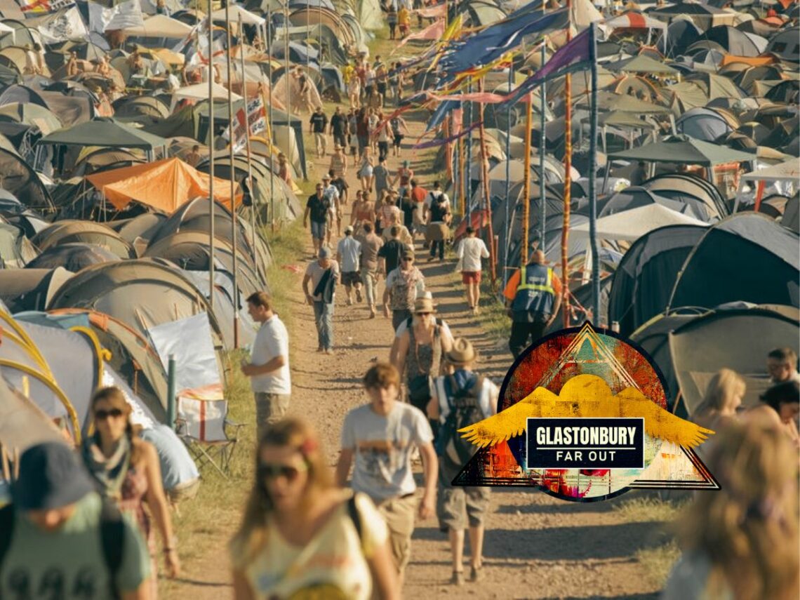 Glastonbury Festival - Crowd - Far Out Magazine
