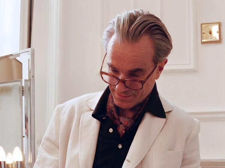 Phantom Thread - Daniel Day Lewis - Paul Thomas Anderson - 2017 - Far Out Magazine
