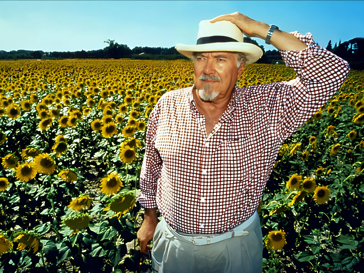 Robert Altman - American film director, screenwriter, and producer