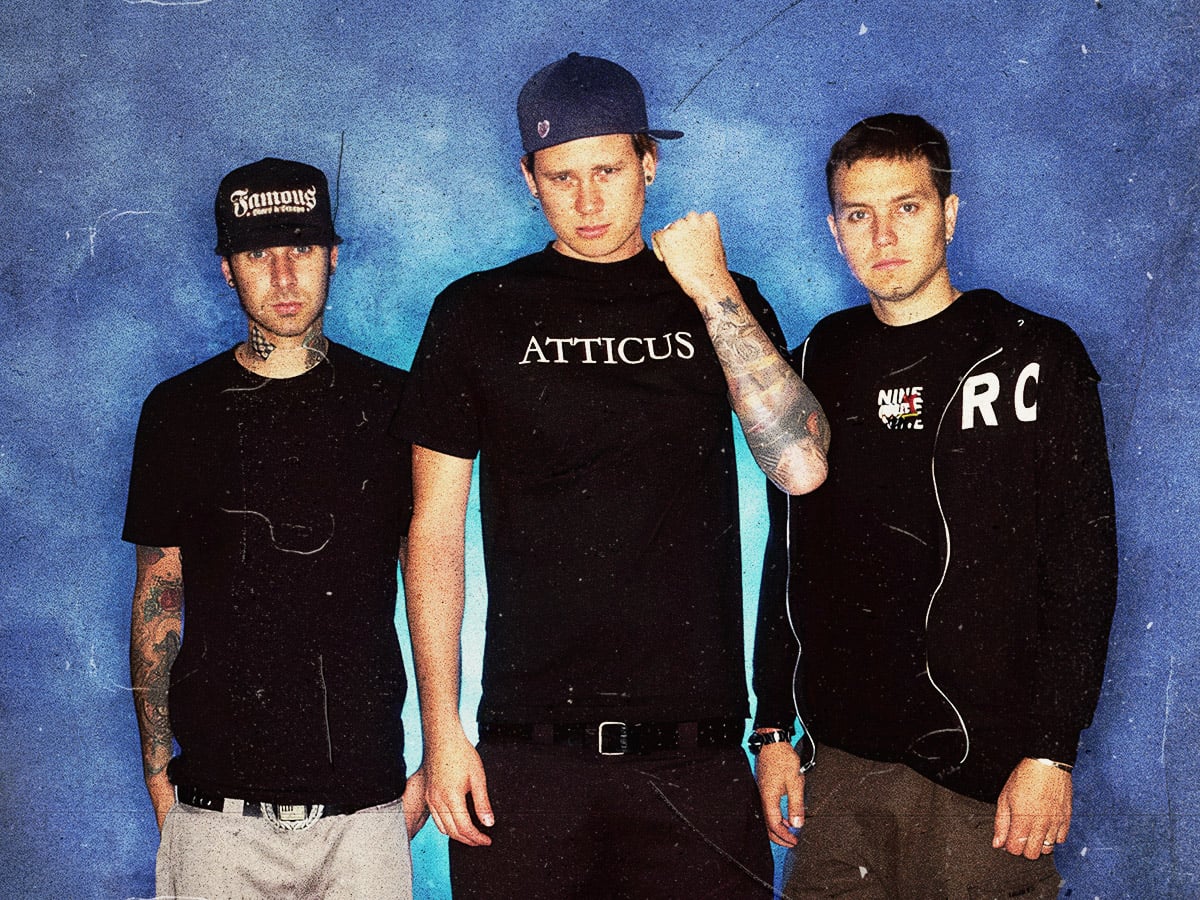 Blink 182 - Travis Barker - Tom DeLonge - Mark Hoppu