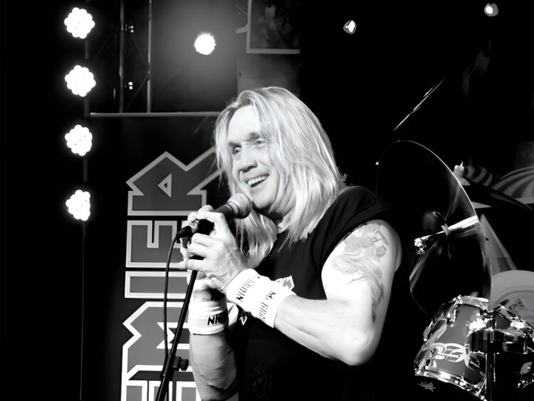 Nicko McBrain - Iron Maiden - Drummer