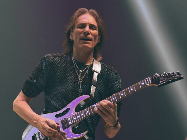 Steve Vai - Far Out Magazine