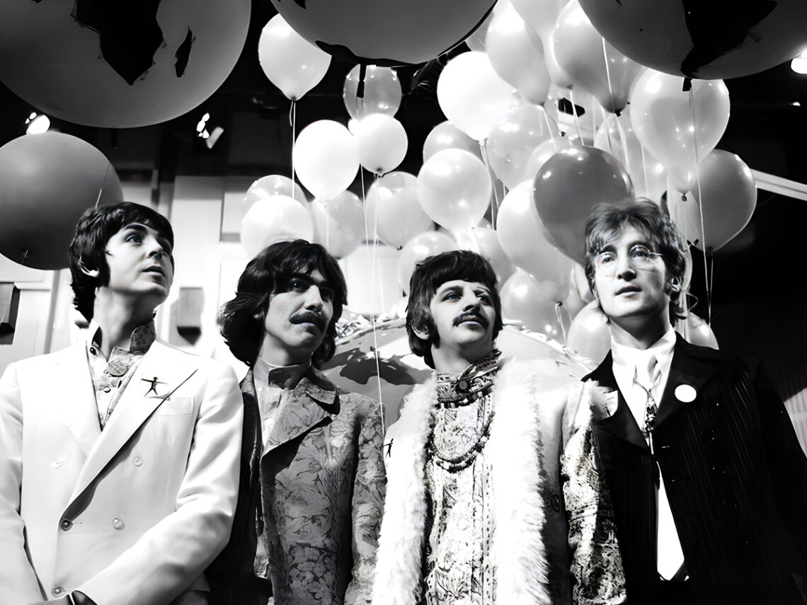 The Beatles - John Lennon - Paul McCartney - George Harrison - Ringo Starr