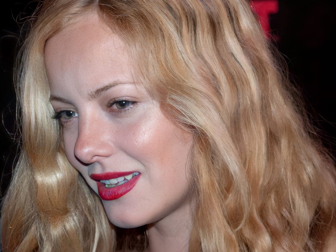 Bijou Phillips - Actor