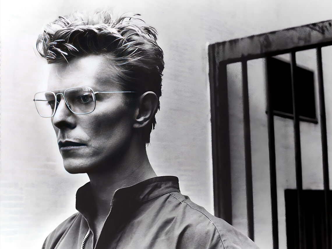 David Bowie - 1982 - Helmut Newton