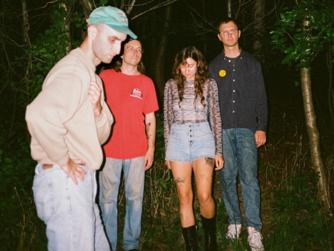 Hotline TNT - Far Out Magazine