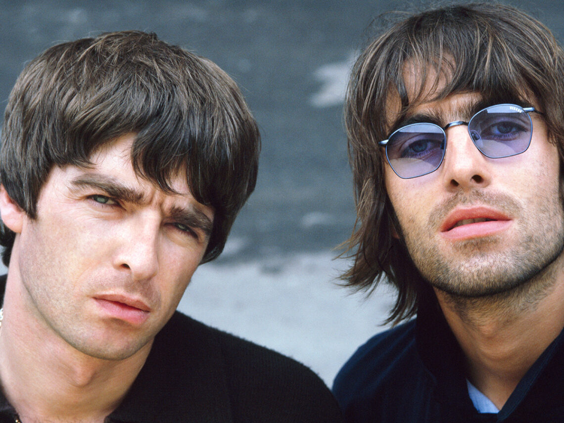 Oasis - Liam Gallagher - Noel Gallagher - July 1996 - Jill Furmanovsky