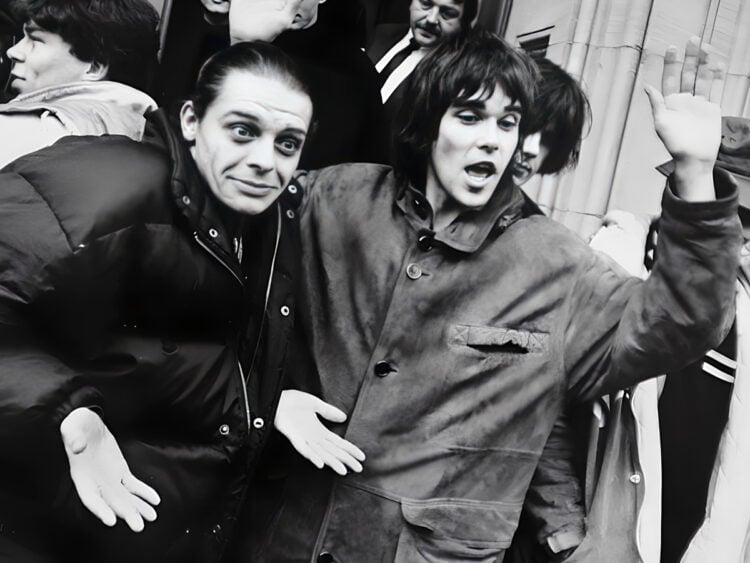 The Stone Roses - Ian Brown - Mani