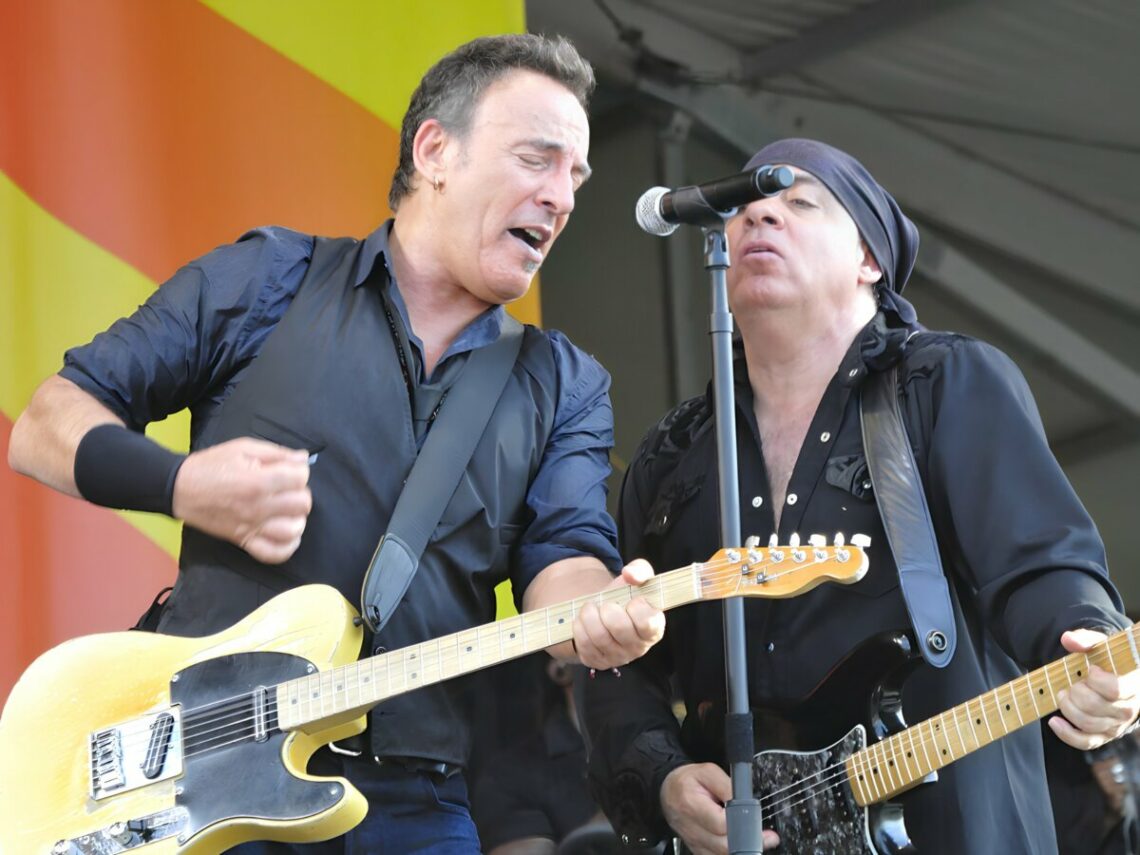 Bruce Springsteen - Stevie Van Zandt - Far Out Magazine