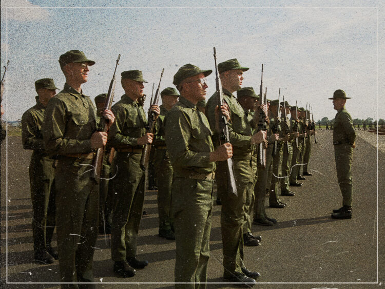 Full Metal Jacket - Ending - Stanley Kubrick - 1987