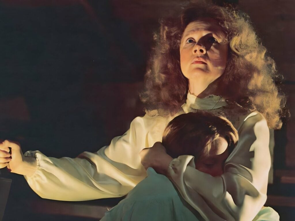 Piper Laurie - Carrie - Far Out Magazine