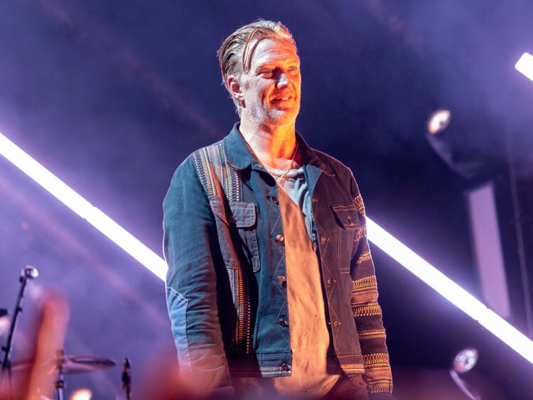 Josh Homme - Queens of The Stone Age - Raph Pour-Hashemi - 2023