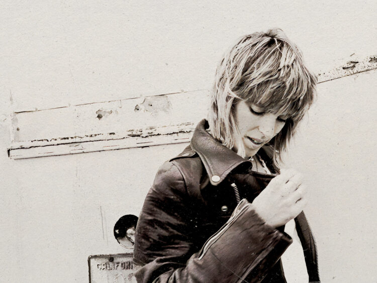 Lucinda Williams - Lucinda Gayl Williams - American singer-songwriter - Guitarist