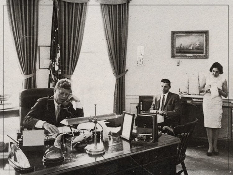 President Kennedy - JFK - Oval Office - 1962