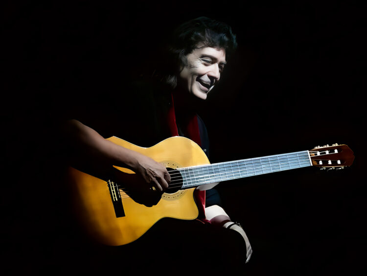 Steve Hackett - Genesis - Guitarist