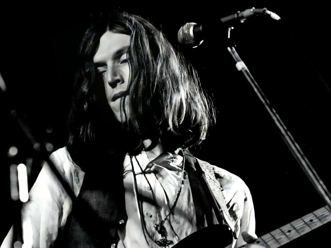 Steve Winwood - Far Out Magazine