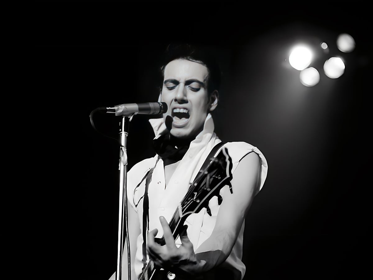 Mick Jones - The Clash - Guitarist - 1980s