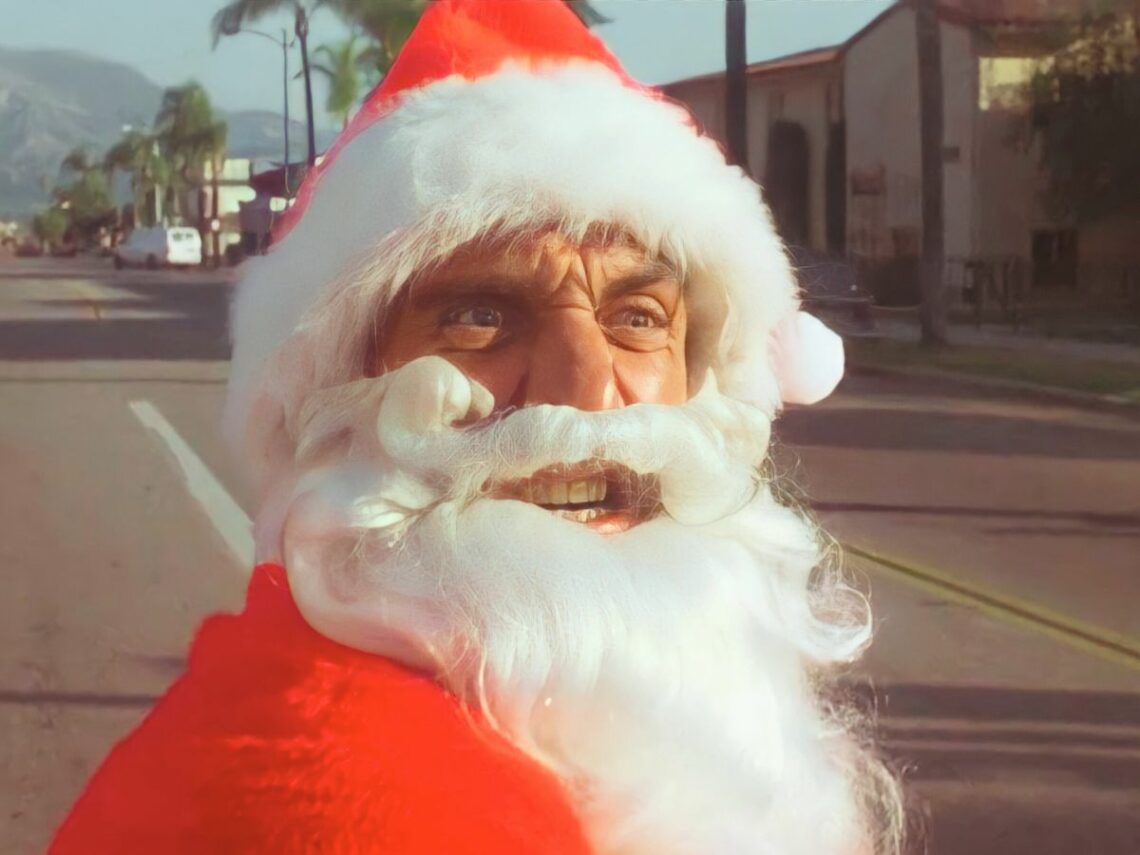 Santa with Muscles - Hulk Hogan - Far Out Magazine