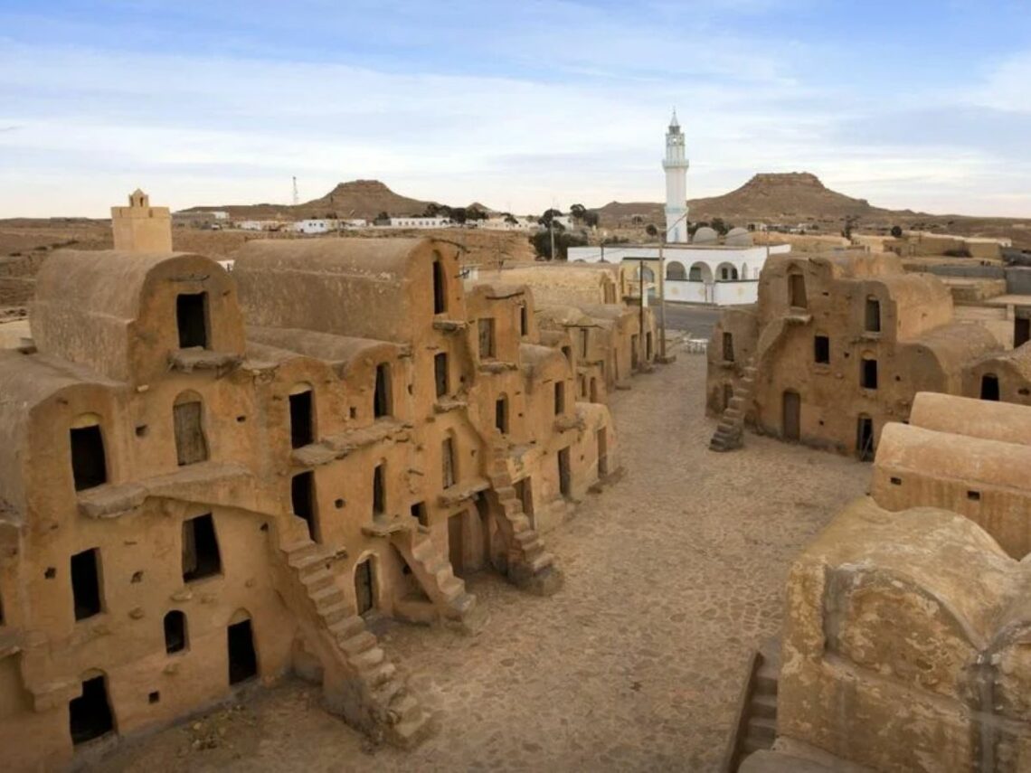 Tatooine - Star Wars - Far Out Magazine