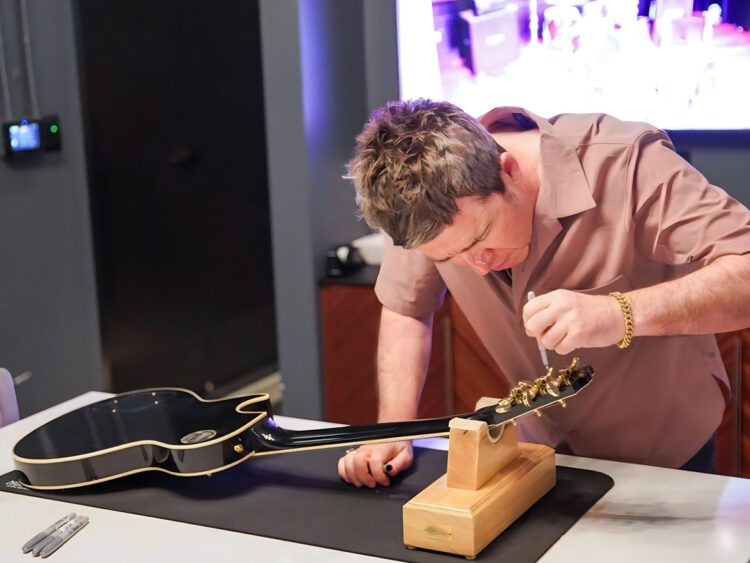 Noel Gallagher - Custom Gibson ’78 Les Paul - 2024