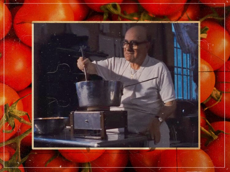 Scorsese Cookbook - How to make the prison tomato sauce from 'Goodfellas'