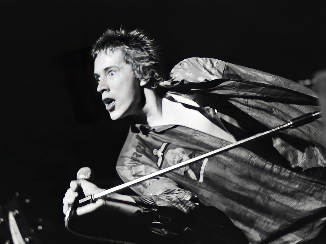 Sex Pistols - Johnny Rotten - John Lydon - 1977