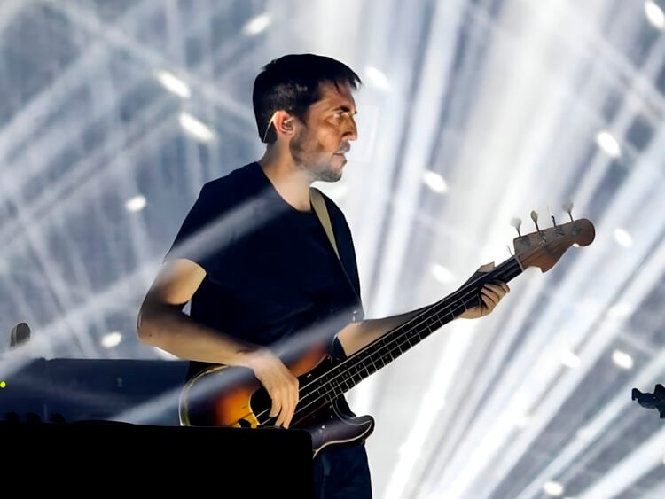 Colin Greenwood - Radiohead - Bass Player