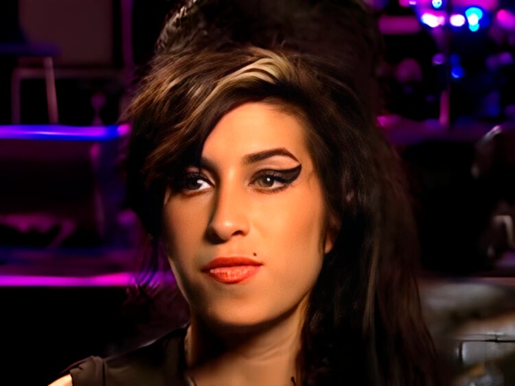 Amy Winehouse - Singer - Musician - 2007