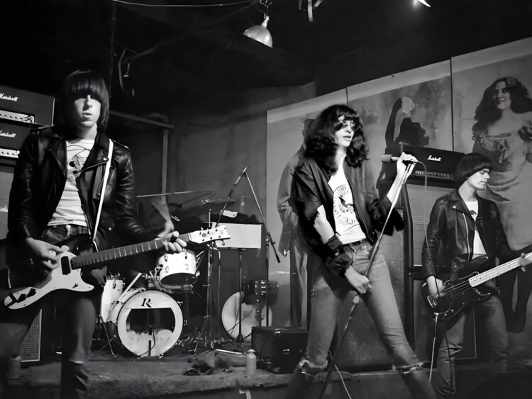 Ramones - 1977